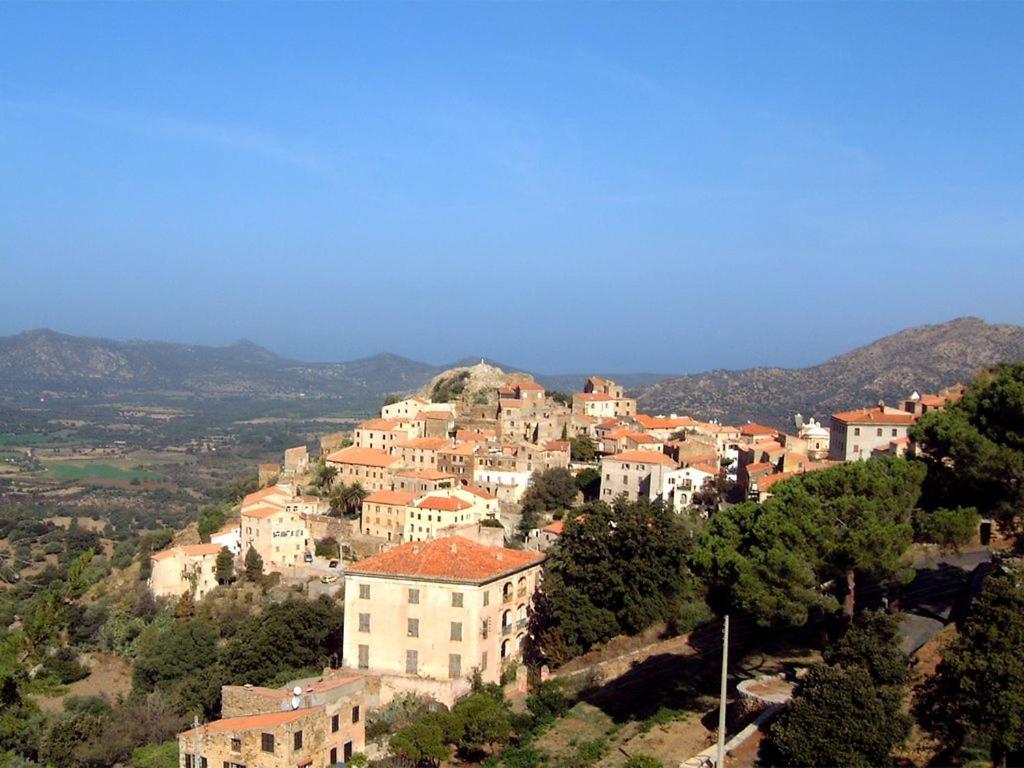 Le Bois De Capra Scorsa Villa Belgodère Exteriör bild
